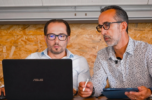Experts Optimum accompagnant des dirigeants de TPE et PME dans le pilotage de leur entreprise