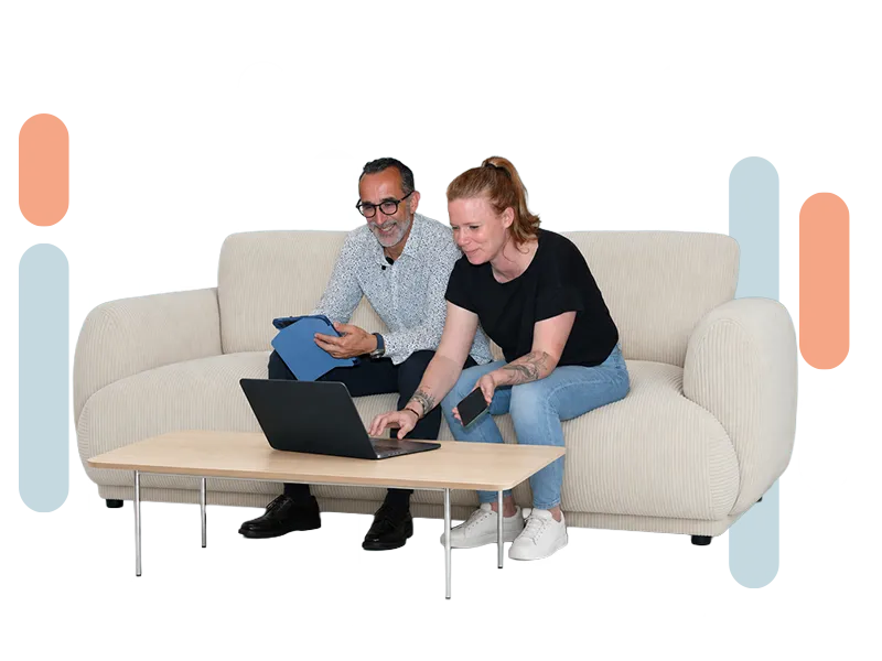 Consultant Optimum Gestion accompagnant une dirigeante dans l’analyse de son entreprise
